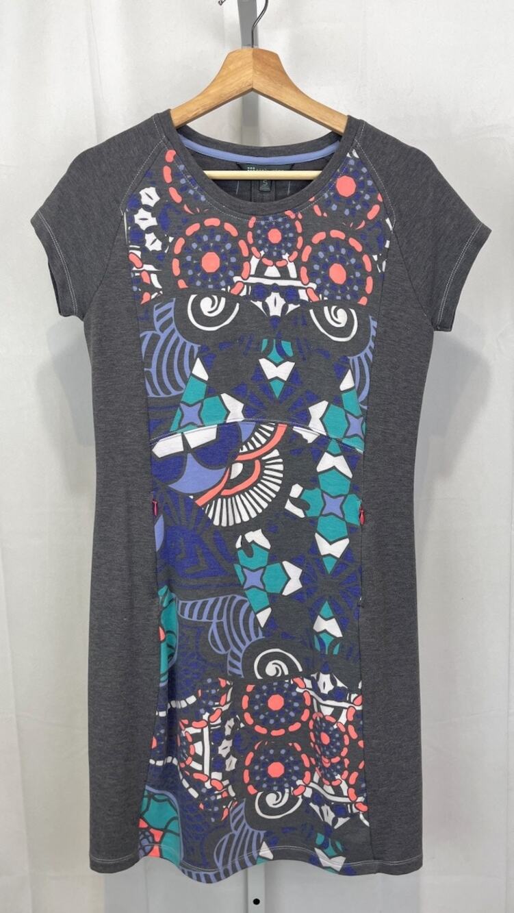 TITLE NINE Passport Gidget 2.0 Dress Cap Sleeve Geometric Knit Gray Multi Size S